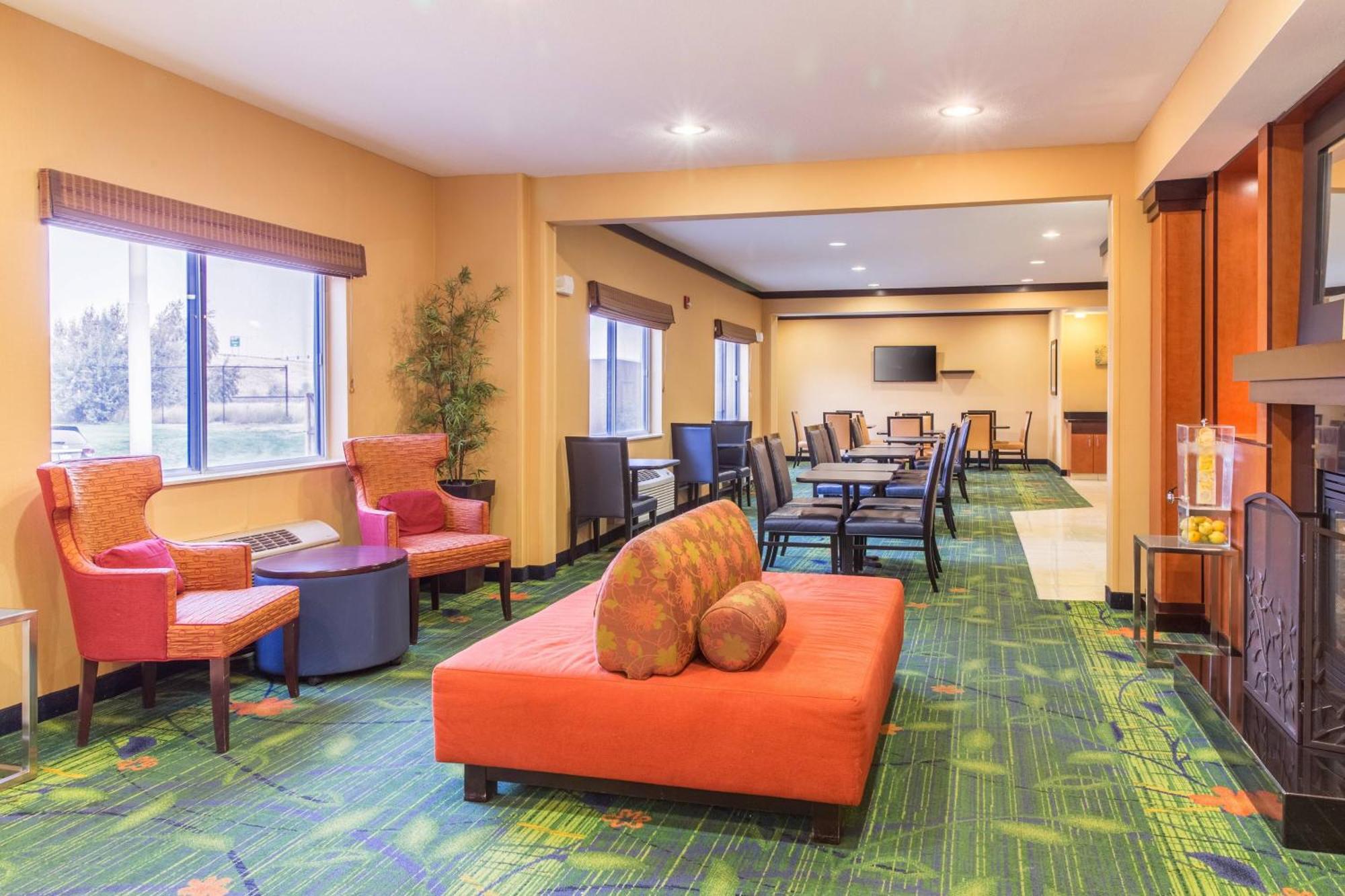 Fairfield Inn & Suites Билингс Екстериор снимка