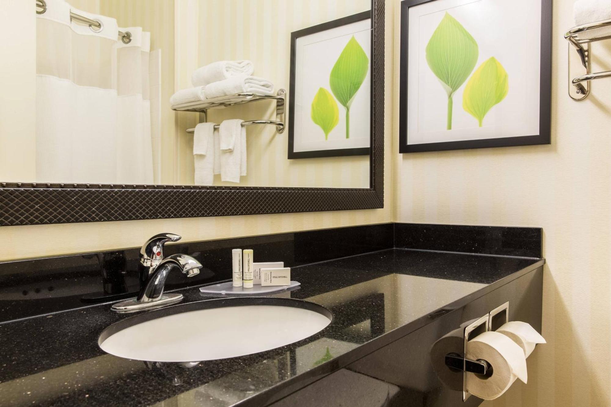 Fairfield Inn & Suites Билингс Екстериор снимка